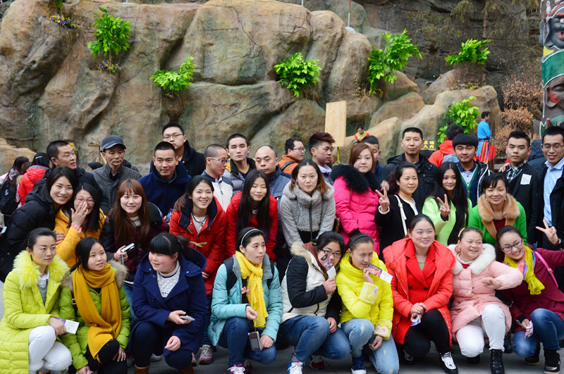 �c���´��ڴ��_��D